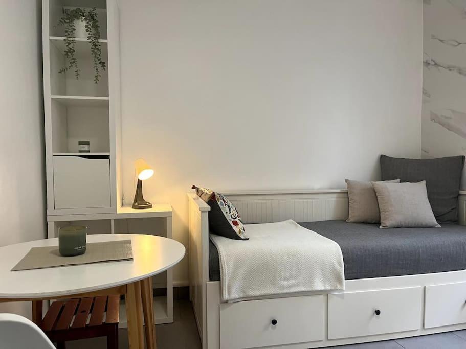 Charmant Studio Parisien Au Coeur Du 15E Arrondissement Bagian luar foto